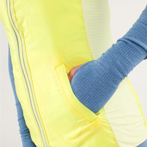 Lululemon What The Fluff Vest Clarity Yellow Rare - Picture 5 of 17